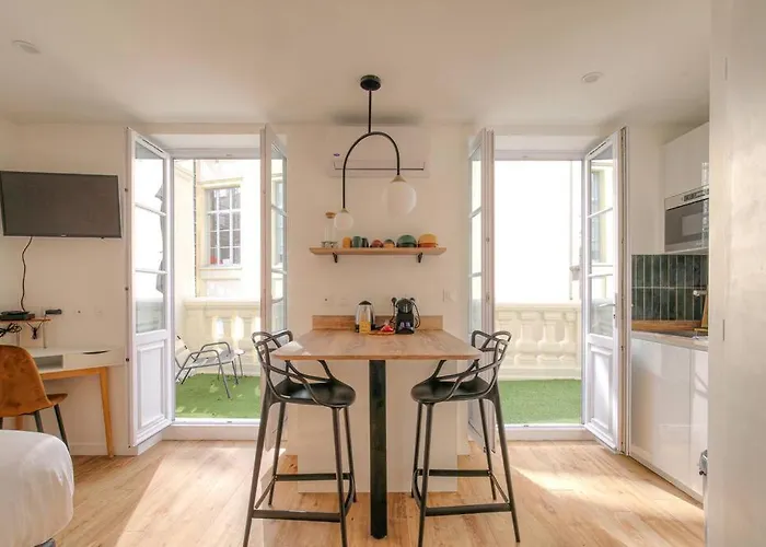 Joli Studio Climatise Avec Terrasse - Lyon Centre
