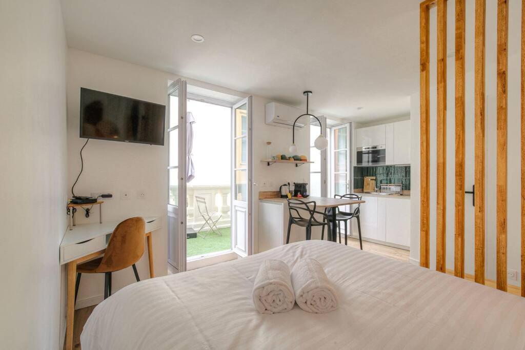 Joli Climatise Avec Terrasse - Centre Apartment Lyon